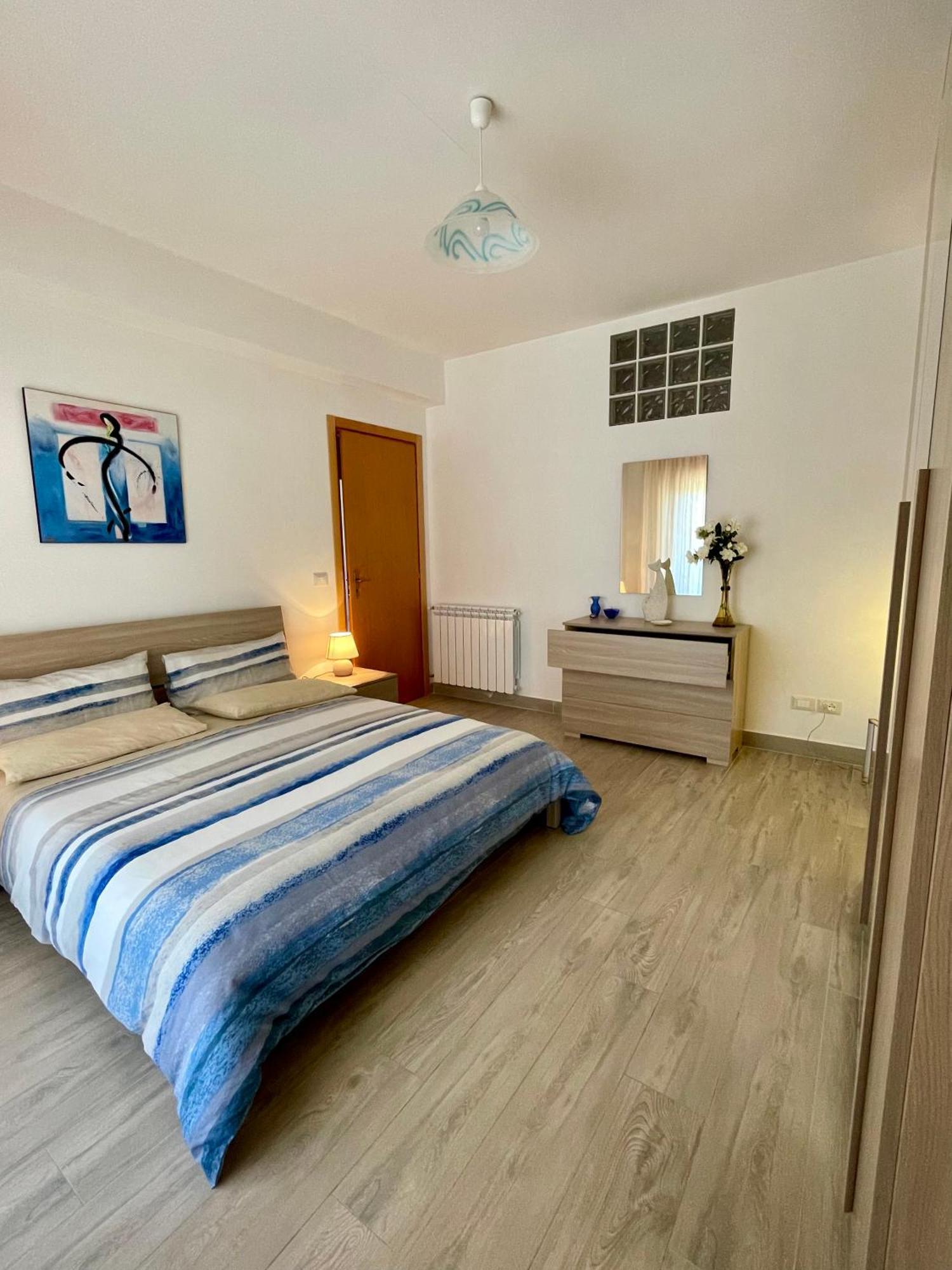 Vistamare Apartments Реджо ди Калабрия Екстериор снимка