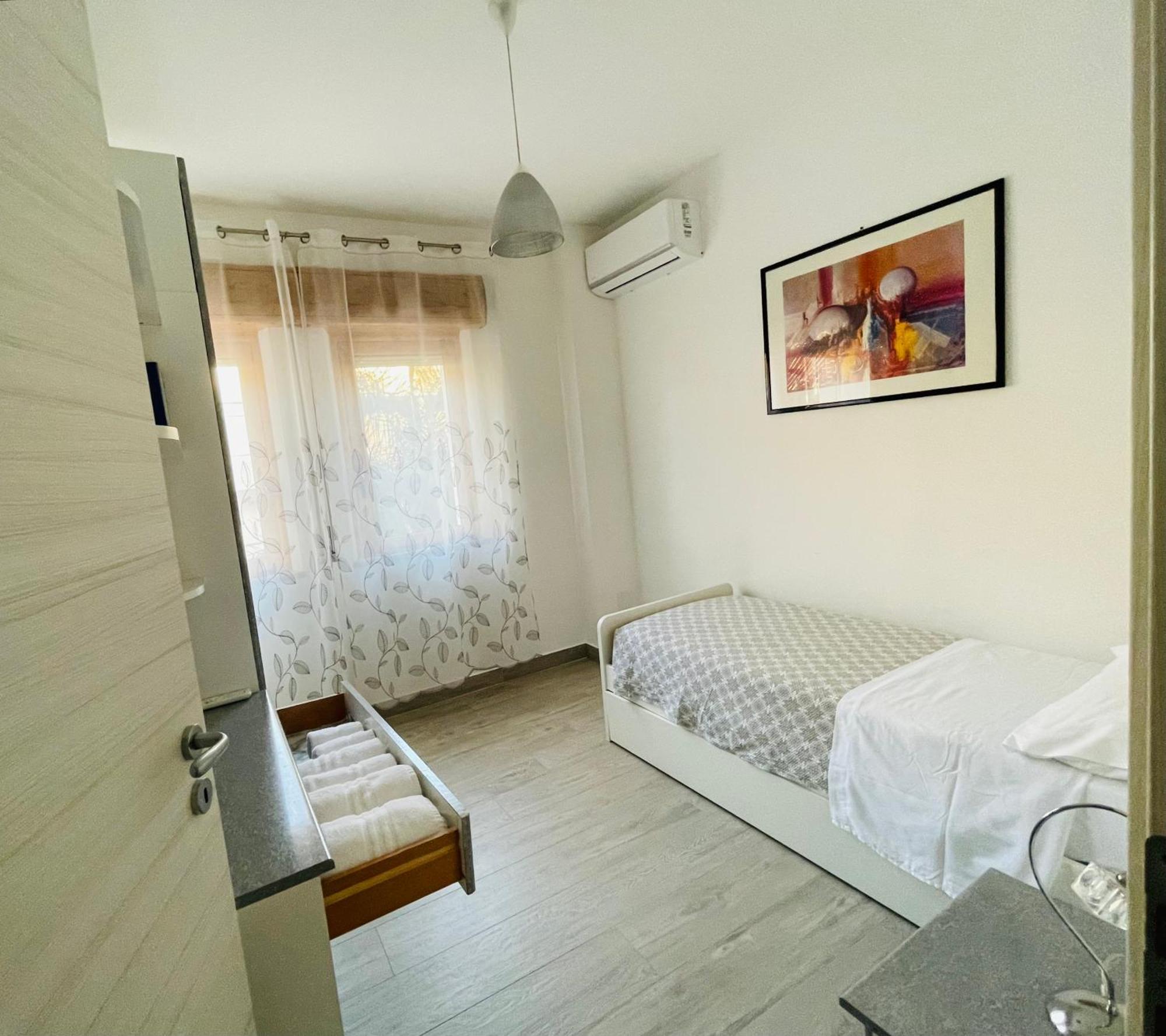 Vistamare Apartments Реджо ди Калабрия Екстериор снимка