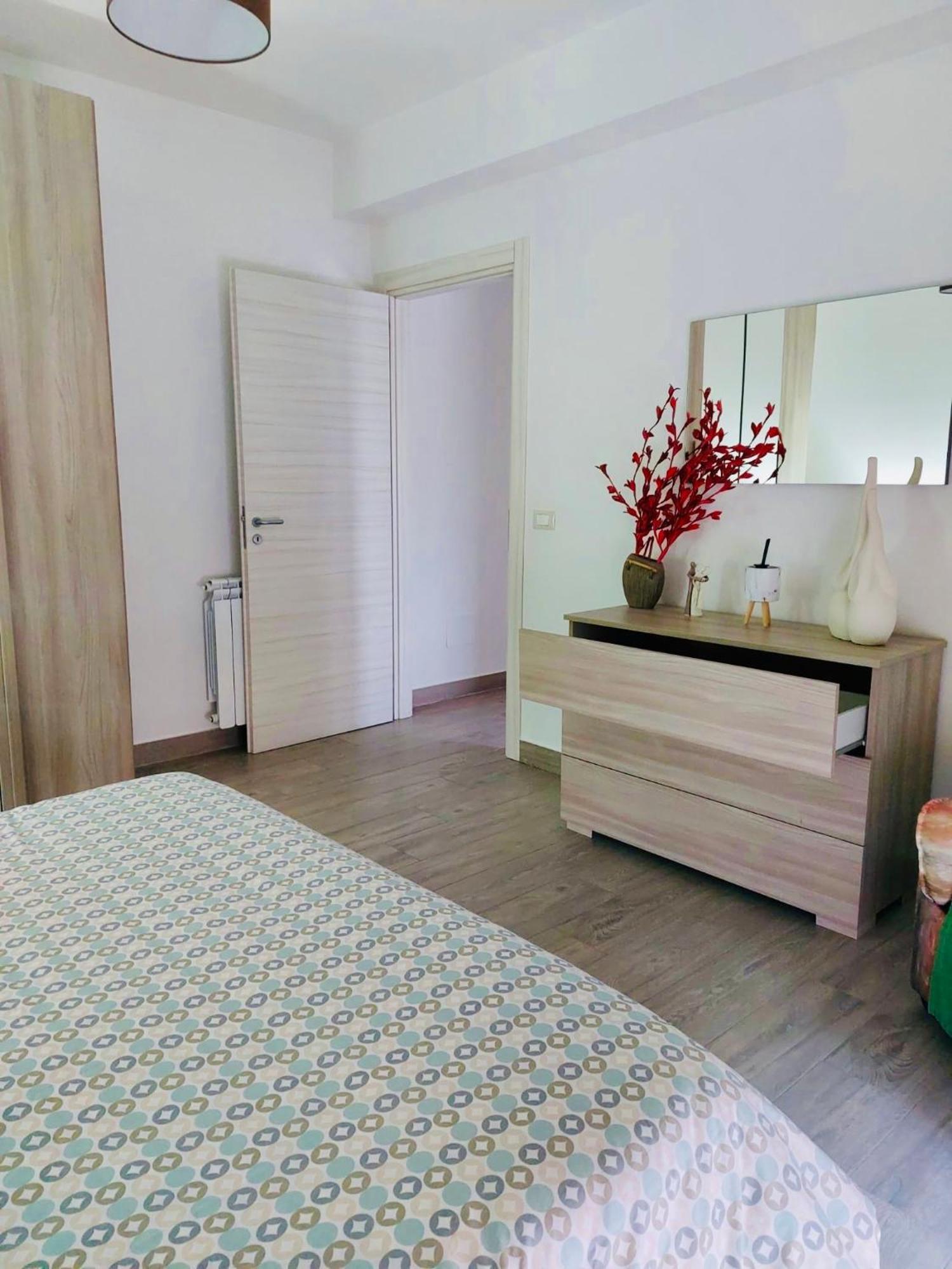 Vistamare Apartments Реджо ди Калабрия Екстериор снимка